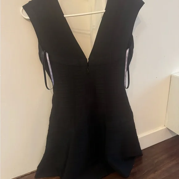 Herve Leger Black Bandage Dress - Picture 3 of 4